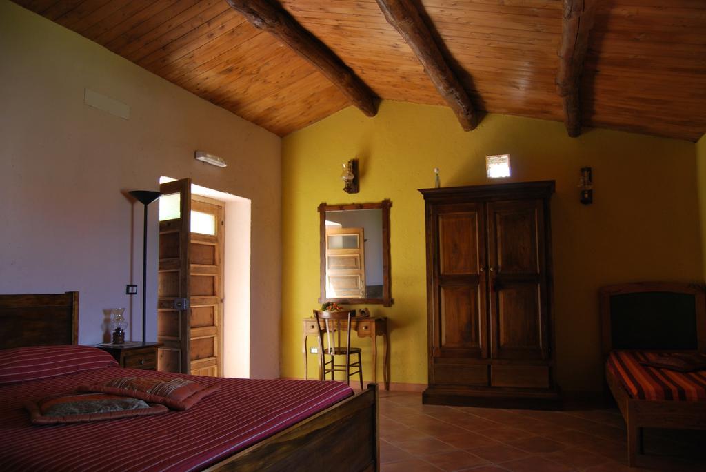 Al Melograno B&B Belmonte Calabro Quarto foto